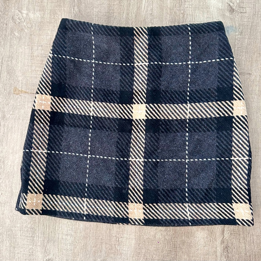 H & M Plaid Black and Cream Women's Skirt